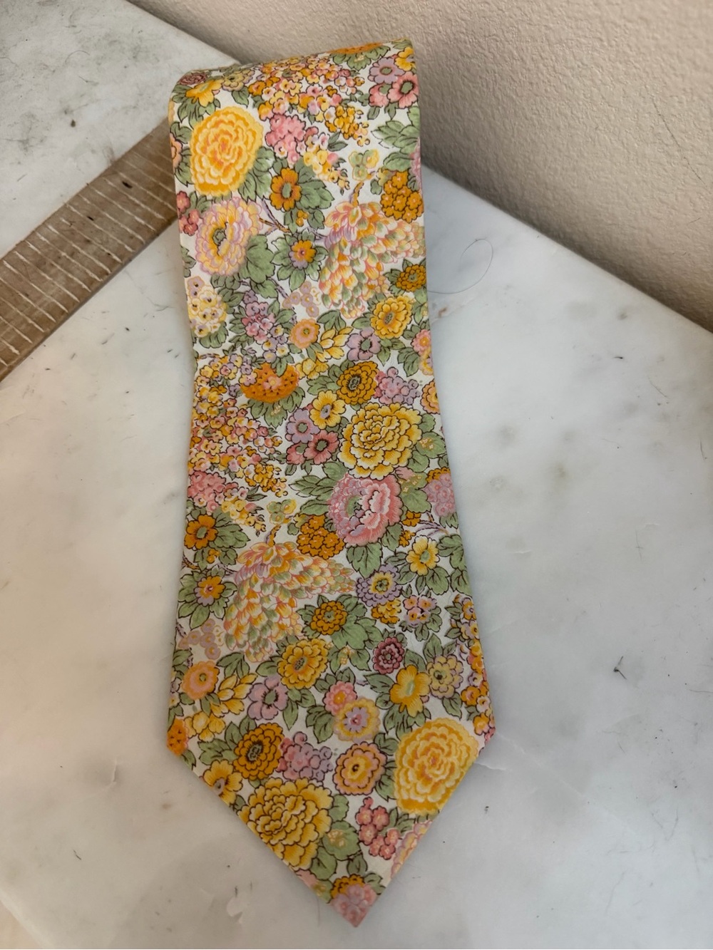 Vintage Liberty of London Archival Men’s Pastel Floral Tie 55” x 3” 100% Cotton